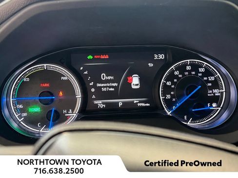 Used 2023 Toyota Venza Nightshade AWD/4WD image 9