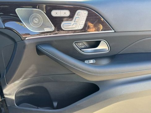 Used 2024 Mercedes-Benz GLE 350 4MATIC w/ 3rd Row Seat Package image 25