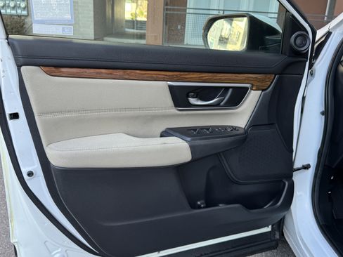 Used 2019 Honda CR-V EX image 19