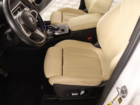 Used 2023 BMW X3 xDrive30i w/ M Sport Package image 12