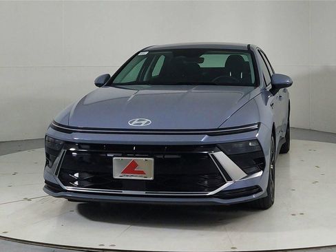Used 2024 Hyundai Sonata SEL image 2