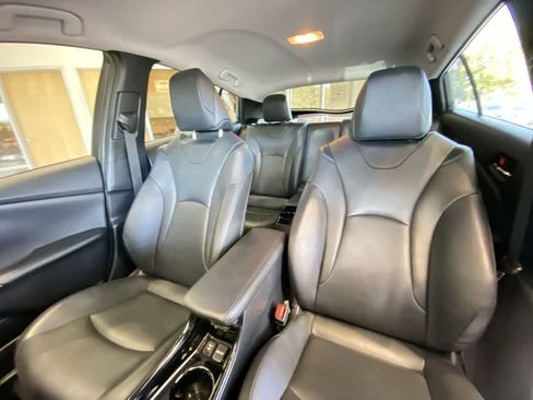 Used 2017 Toyota Prius Prime Premium FWD image 13
