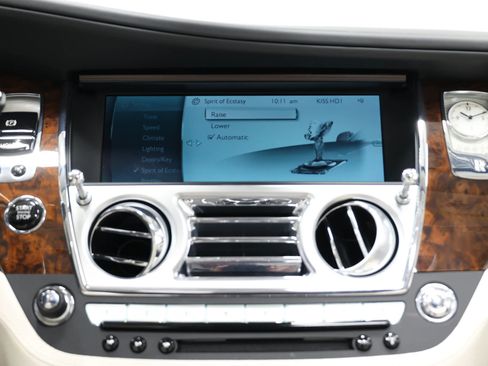 Used 2015 Rolls-Royce Ghost RWD image 33