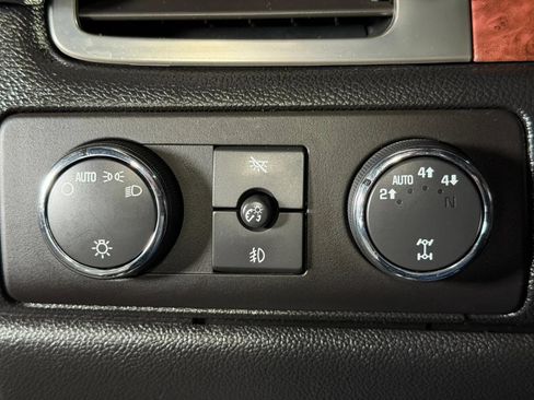 Used 2007 Chevrolet Avalanche LTZ w/ LTZ Preferred Equipment Group AWD/4WD image 29
