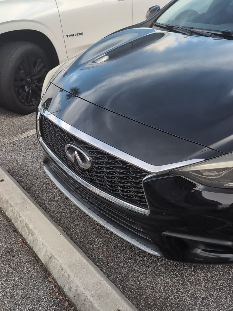 Used 2018 INFINITI QX30 FWD image 4