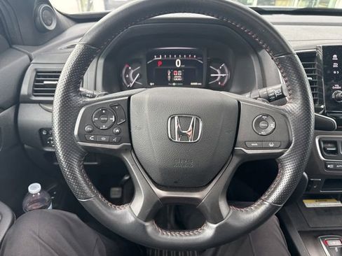 Used 2022 Honda Passport TrailSport image 13