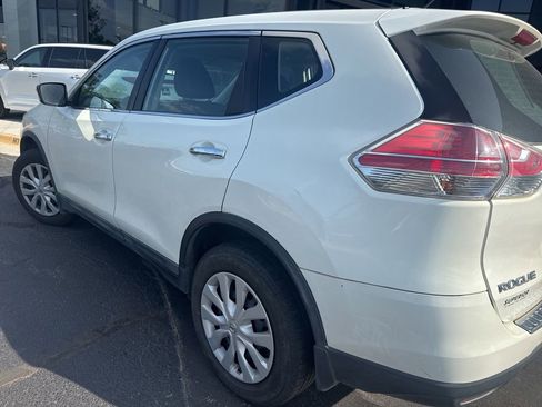 Used 2014 Nissan Rogue S AWD/4WD image 3