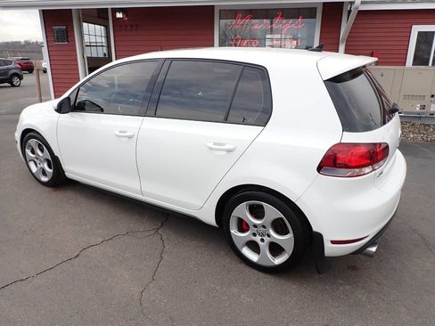 Used 2010 Volkswagen GTI 4-Door image 4