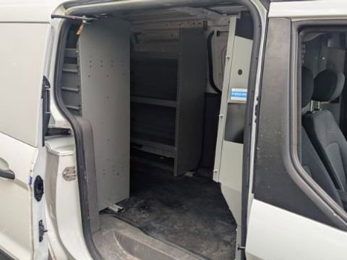 Used 2020 Ford Transit Connect XLT image 19