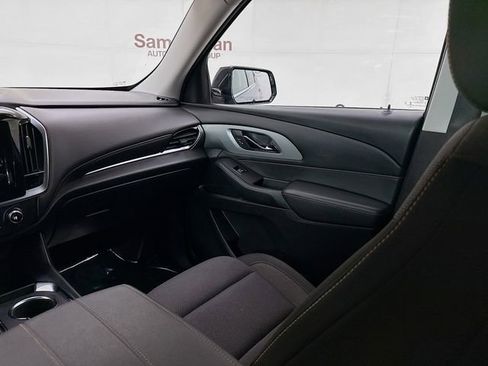 Used 2020 Chevrolet Traverse LS image 22