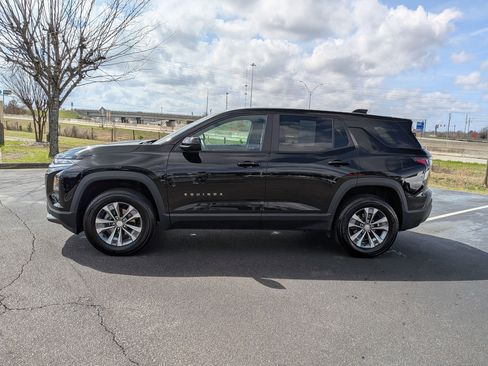 Used 2025 Chevrolet Equinox LT image 6