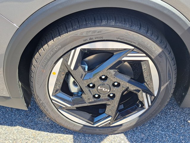 New 2026 Kia K4 EX FWD image 16