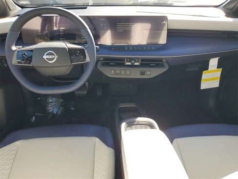 New 2026 Nissan Leaf Platinum+ w/ Cargo Package (Platinum+) image 7