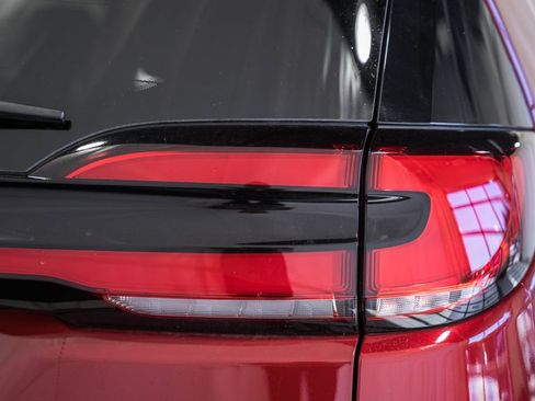 New 2026 Chrysler Pacifica Select image 6