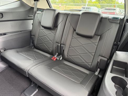 New 2026 Volkswagen Atlas SE image 21