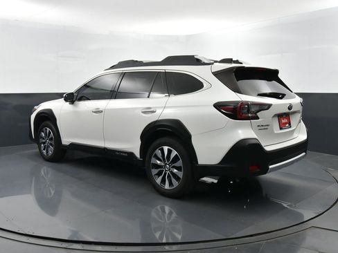 Used 2023 Subaru Outback Touring image 34