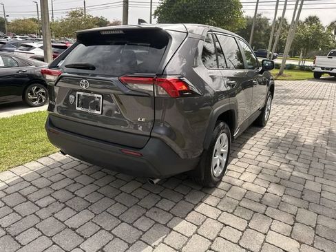 Used 2024 Toyota RAV4 LE FWD image 35