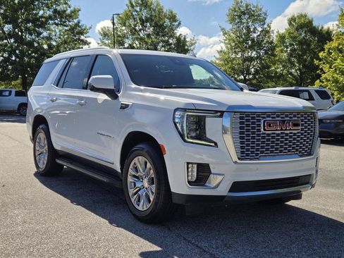 Used 2023 GMC Yukon Denali RWD image 5