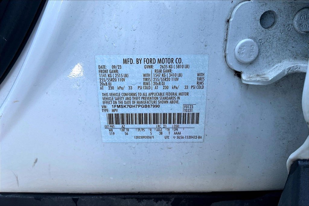 Used 2023 Ford Explorer XLT w/ Equipment Group 202A RWD image 10