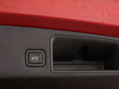 Used 2023 GMC Terrain SLE w/ Driver Convenience Package FWD image 28