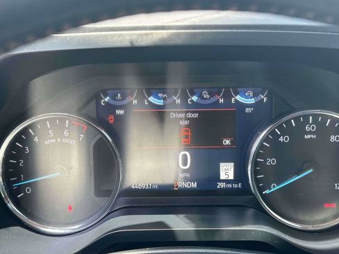 Used 2023 Ford Expedition XLT AWD/4WD image 24