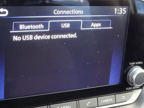 Used 2021 Nissan Sentra SV image 23