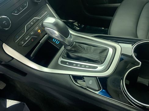 Used 2018 Ford Edge SEL w/ Equipment Group 201A image 17