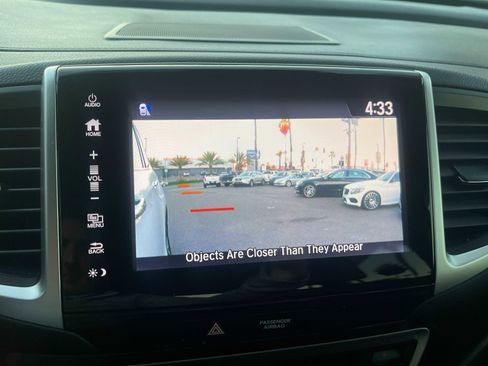 Used 2017 Honda Pilot Touring image 35