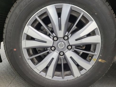 Used 2020 Nissan Pathfinder SL image 31