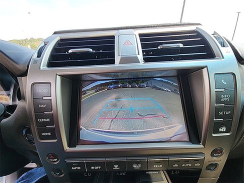 Used 2017 Lexus GX 460 image 22