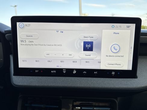 Used 2025 Ford Maverick XLT w/ Equipment Group 302A image 18