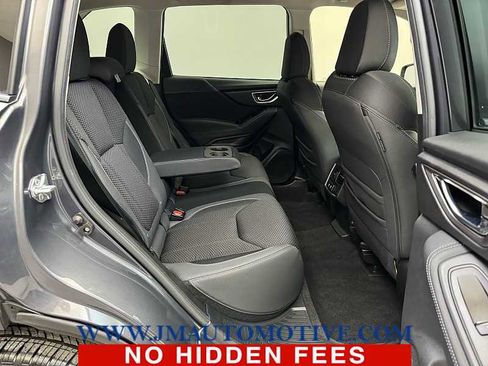 Used 2023 Subaru Forester Premium image 18