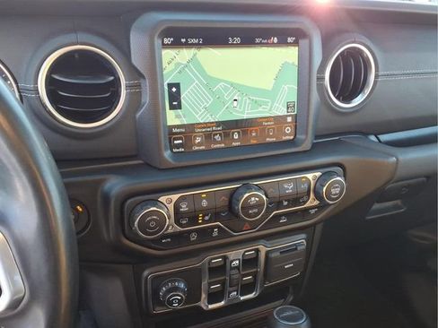 Used 2022 Jeep Gladiator Overland w/ Popular Equipment Package image 9