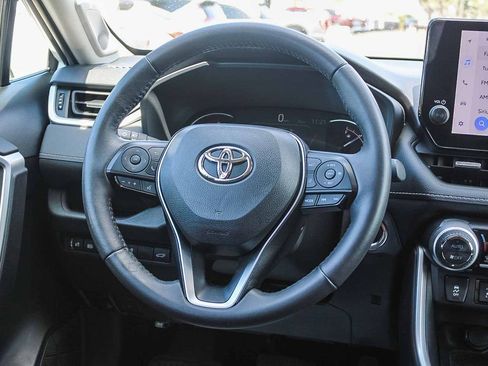 Used 2023 Toyota RAV4 XLE Premium image 15