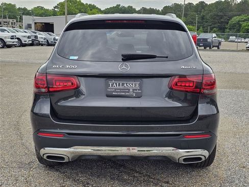 Used 2021 Mercedes-Benz GLC 300 4MATIC image 23