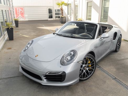 Used 2014 Porsche 911 Turbo S AWD/4WD image 3