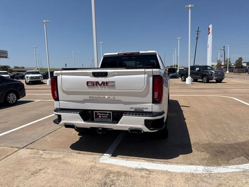 Used 2021 GMC Sierra 1500 Denali w/ Denali Ultimate Package AWD/4WD image 12