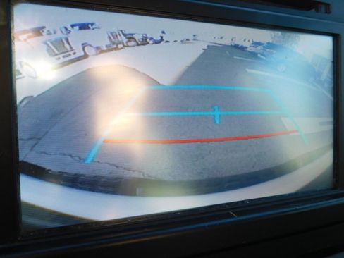 Used 2019 Toyota Tacoma SR image 14