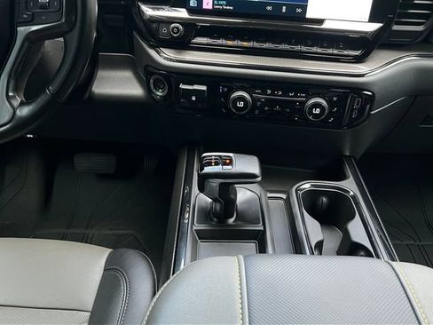 Used 2023 Chevrolet Silverado 1500 ZR2 w/ Technology Package AWD/4WD image 13