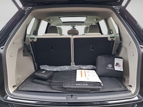 New 2025 Volkswagen Atlas SEL AWD/4WD image 28