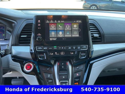 Used 2023 Honda Odyssey Touring image 40