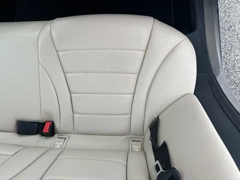 Used 2019 Mercedes-Benz C 300 Sedan image 30