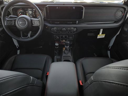New 2025 Jeep Gladiator Rubicon image 14