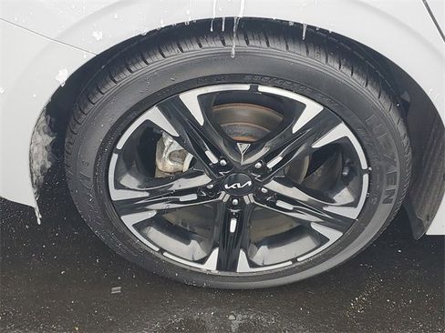 Used 2023 Kia K5 GT-Line image 5