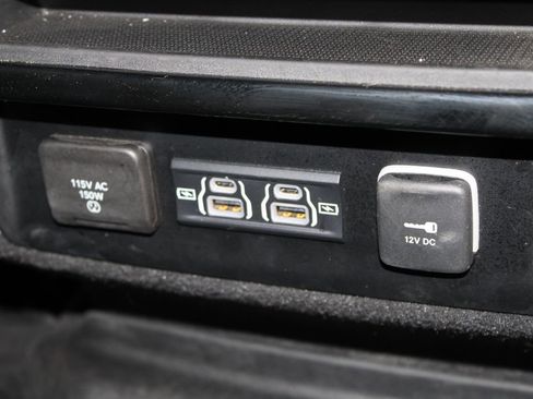 Used 2022 Jeep Wagoneer Series II AWD/4WD image 37