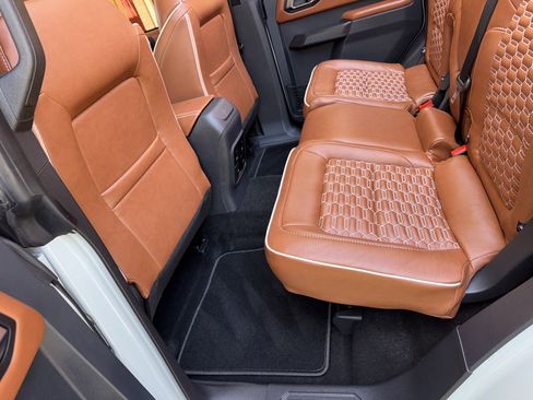 Used 2024 Ford Bronco Outer Banks AWD/4WD image 26
