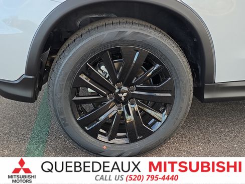 New 2026 Mitsubishi Outlander Sport LE AWD/4WD image 8