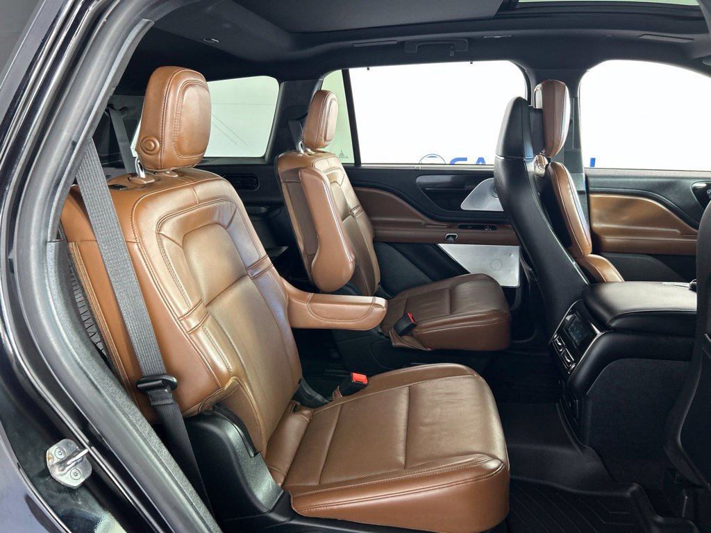 Used 2020 Lincoln Aviator Reserve w/ Equipment Group 202A AWD/4WD image 25