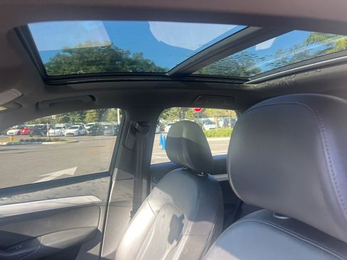 Used 2017 Audi Q3 2.0T Premium Plus w/ Premium Plus Package image 34