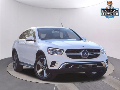 Used 2020 Mercedes-Benz GLC 300 4MATIC Coupe image 1